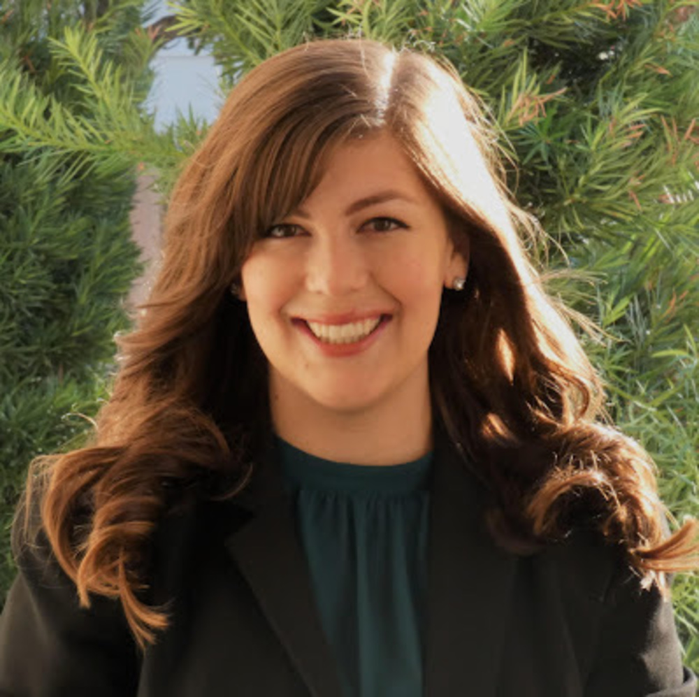 Meet your Posher, Alyssa